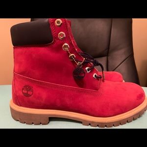 Red Timberlands